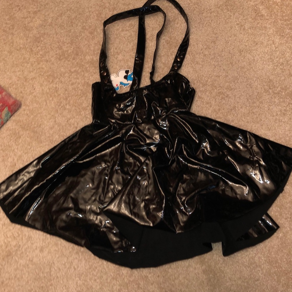 Edm suit black size M NWT